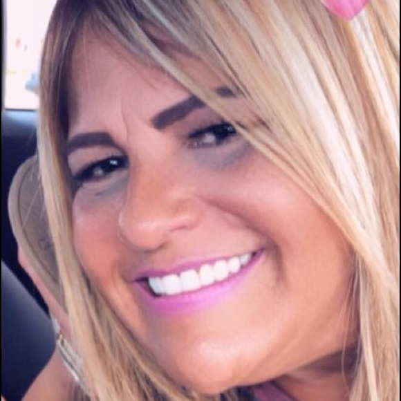 Meet your Posher, Mariela - Picture 2 of 2